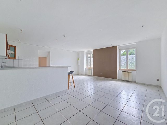 Appartement F2 à vendre - 2 pièces - 55.6 m2 - GERZAT - 63 - AUVERGNE - Century 21 Agence Girard
