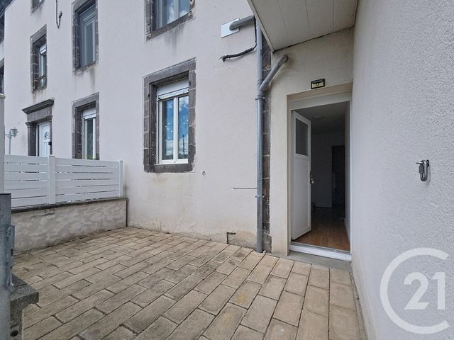 Appartement F2 à vendre - 2 pièces - 55.6 m2 - GERZAT - 63 - AUVERGNE - Century 21 Agence Girard