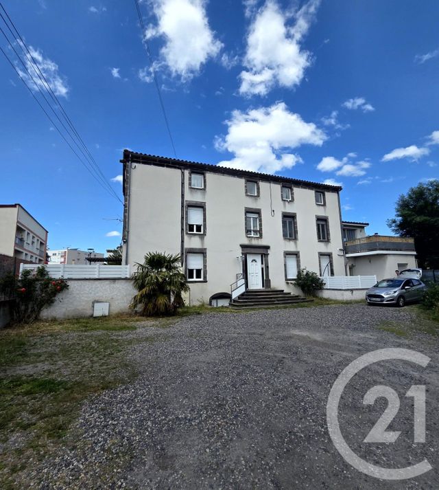 Appartement F2 à vendre - 2 pièces - 55.6 m2 - GERZAT - 63 - AUVERGNE - Century 21 Agence Girard