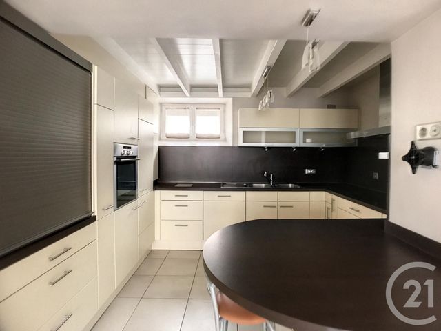 maison à louer - 4 pièces - 115.0 m2 - CHATEAUGAY - 63 - AUVERGNE - Century 21 Agence Girard