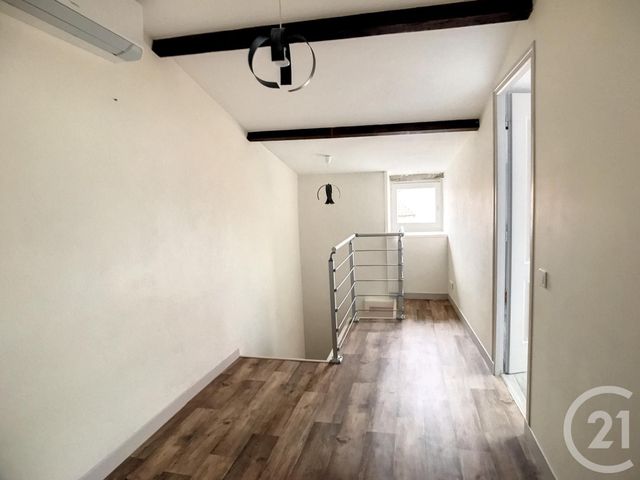 maison à louer - 4 pièces - 115.0 m2 - CHATEAUGAY - 63 - AUVERGNE - Century 21 Agence Girard