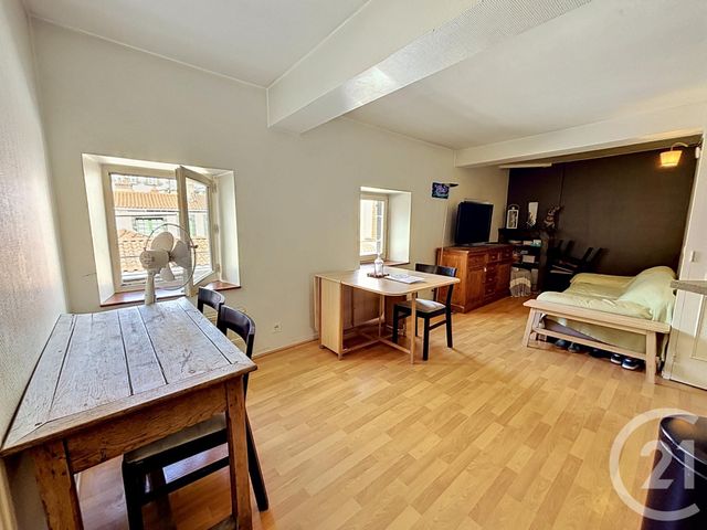 Appartement F4 à vendre - 4 pièces - 60.0 m2 - RIOM - 63 - AUVERGNE - Century 21 Agence Girard