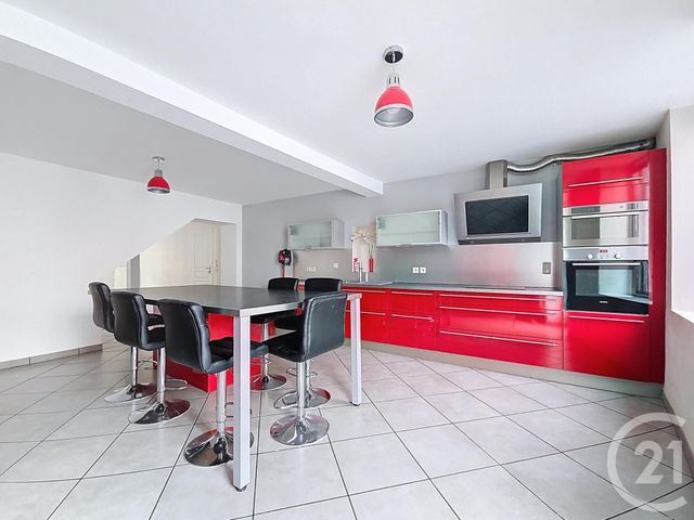 maison à vendre - 7 pièces - 217.3 m2 - MOZAC - 63 - AUVERGNE - Century 21 Agence Girard