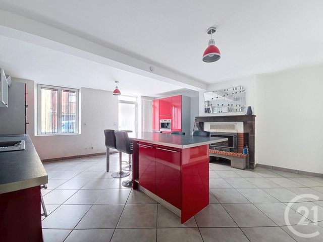 maison à vendre - 7 pièces - 217.3 m2 - MOZAC - 63 - AUVERGNE - Century 21 Agence Girard