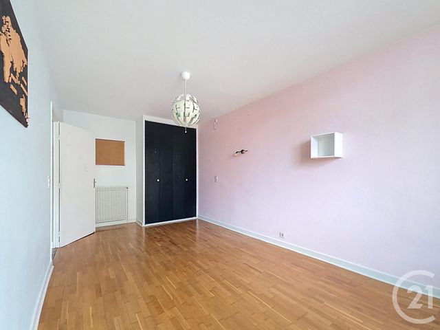 maison à vendre - 7 pièces - 217.3 m2 - MOZAC - 63 - AUVERGNE - Century 21 Agence Girard