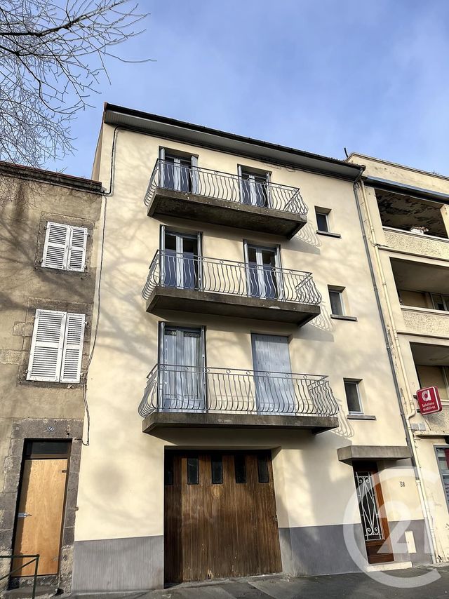 Appartement F2 à louer - 2 pièces - 61.41 m2 - RIOM - 63 - AUVERGNE - Century 21 Agence Girard