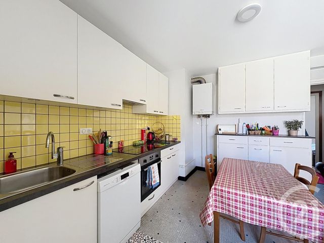Appartement F2 à louer - 2 pièces - 61.41 m2 - RIOM - 63 - AUVERGNE - Century 21 Agence Girard