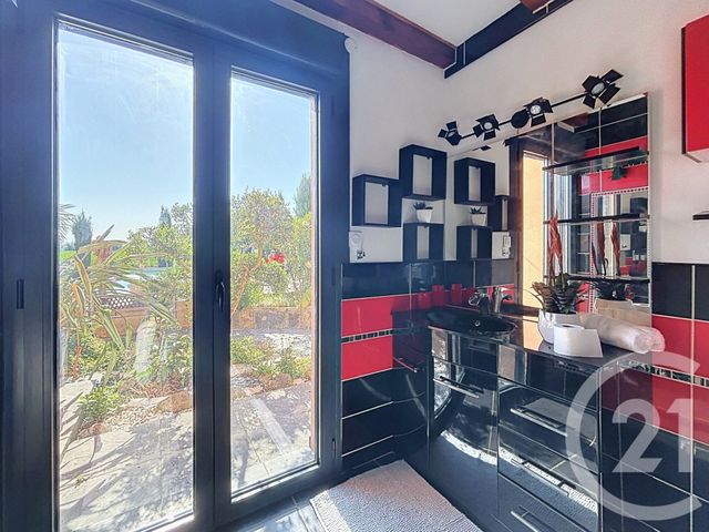 maison à vendre - 6 pièces - 188.0 m2 - MENETROL - 63 - AUVERGNE - Century 21 Agence Girard