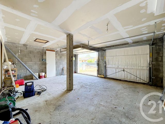 maison à vendre - 6 pièces - 130.0 m2 - BEAUREGARD VENDON - 63 - AUVERGNE - Century 21 Agence Girard