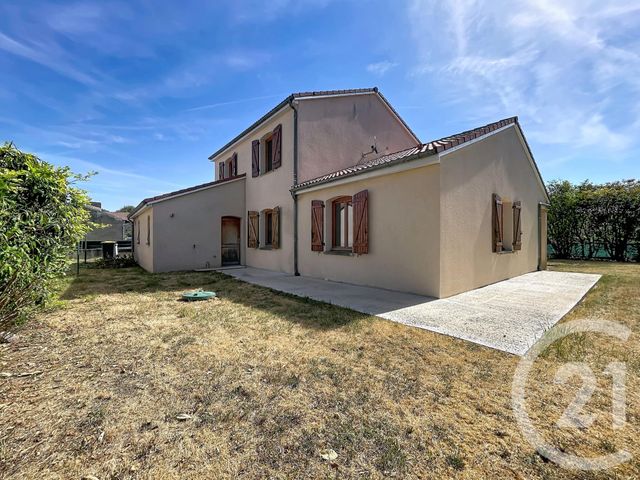 maison à vendre - 6 pièces - 130.0 m2 - BEAUREGARD VENDON - 63 - AUVERGNE - Century 21 Agence Girard