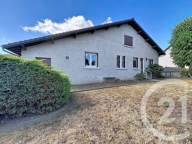 maison à vendre - 5 pièces - 122.47 m2 - MOZAC - 63 - AUVERGNE - Century 21 Agence Girard
