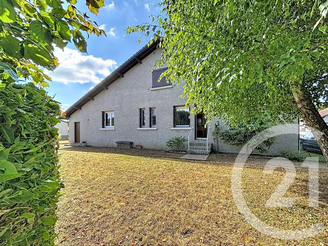 maison à vendre - 5 pièces - 122.47 m2 - MOZAC - 63 - AUVERGNE - Century 21 Agence Girard