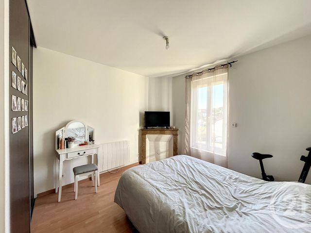 Appartement F2 à louer - 2 pièces - 44.49 m2 - CHAMALIERES - 63 - AUVERGNE - Century 21 Agence Girard
