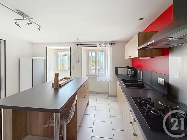 maison à louer - 5 pièces - 157.44 m2 - AYDAT - 63 - AUVERGNE - Century 21 Agence Girard