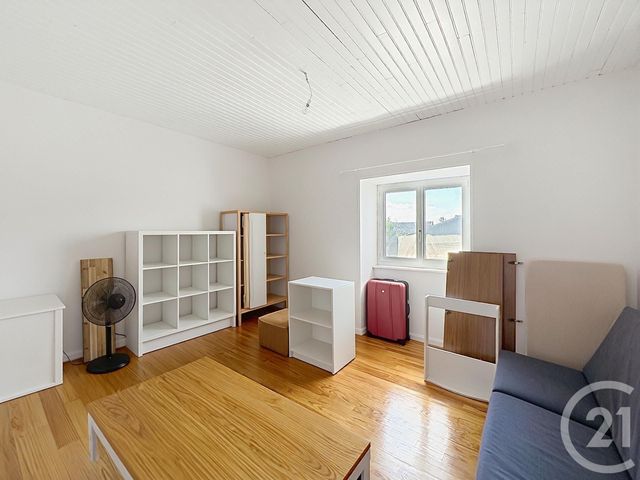 maison à louer - 5 pièces - 157.44 m2 - AYDAT - 63 - AUVERGNE - Century 21 Agence Girard