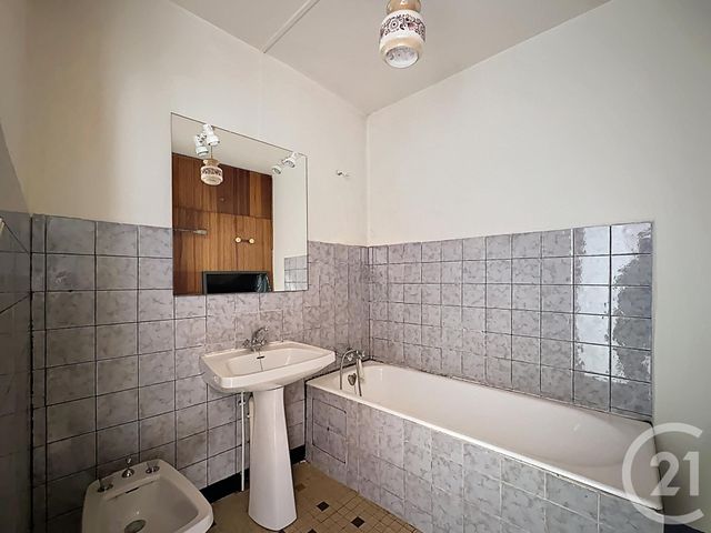 maison à vendre - 5 pièces - 89.0 m2 - VOLVIC - 63 - AUVERGNE - Century 21 Agence Girard