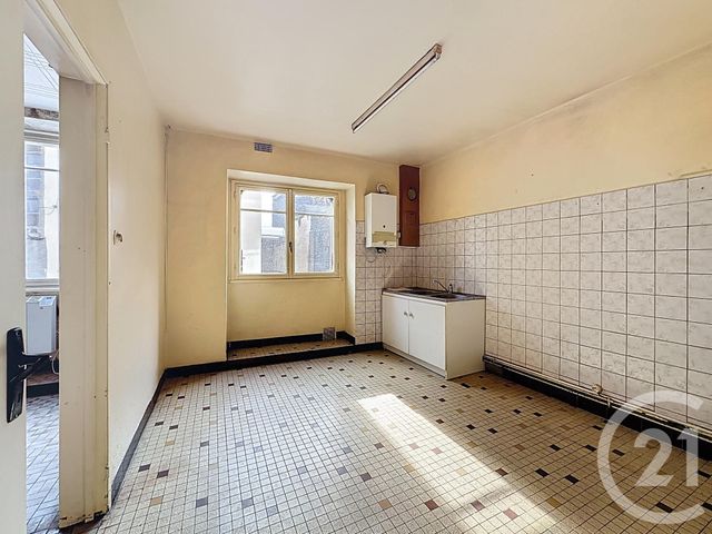 maison à vendre - 5 pièces - 89.0 m2 - VOLVIC - 63 - AUVERGNE - Century 21 Agence Girard