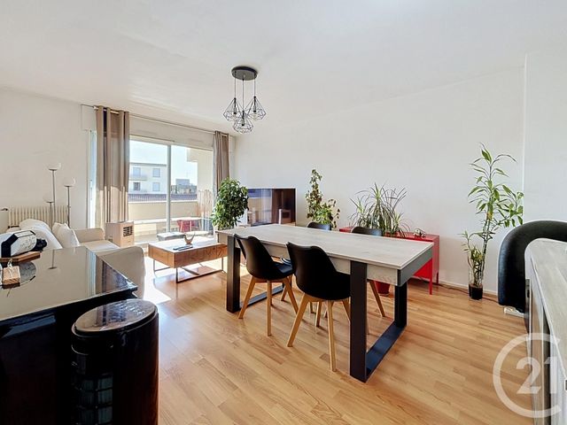 Appartement F2 à vendre - 2 pièces - 55.83 m2 - RIOM - 63 - AUVERGNE - Century 21 Agence Girard
