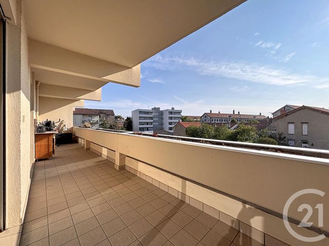 Appartement F2 à vendre - 2 pièces - 55.83 m2 - RIOM - 63 - AUVERGNE - Century 21 Agence Girard