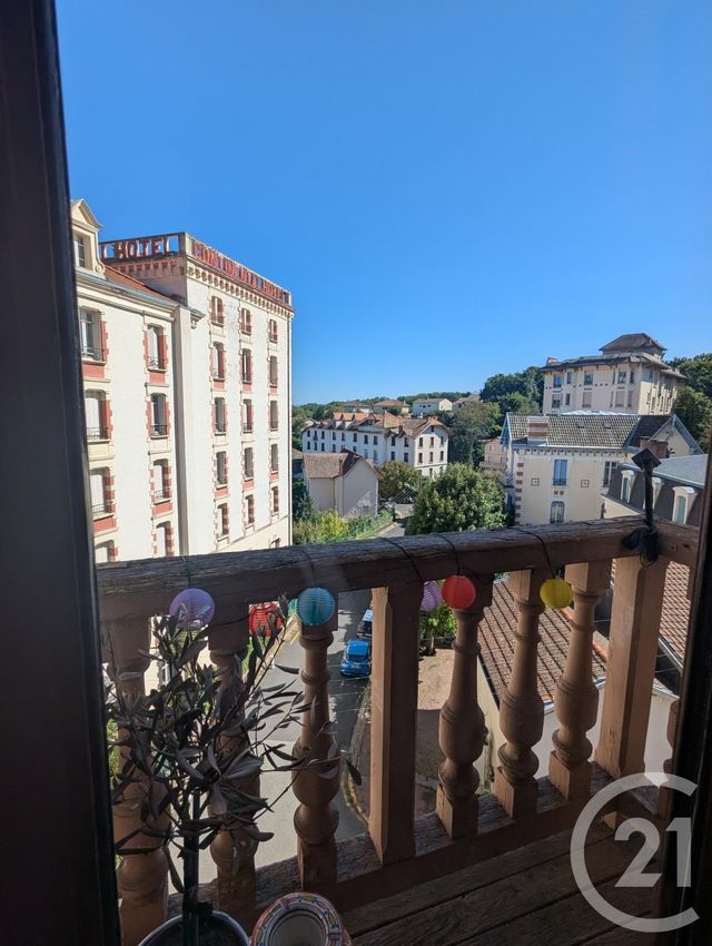 Appartement F4 à louer - 4 pièces - 91.64 m2 - CHATEL GUYON - 63 - AUVERGNE - Century 21 Agence Girard