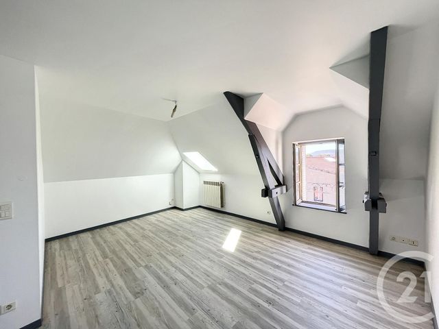 Appartement F3 à louer - 3 pièces - 40.77 m2 - RIOM - 63 - AUVERGNE - Century 21 Agence Girard