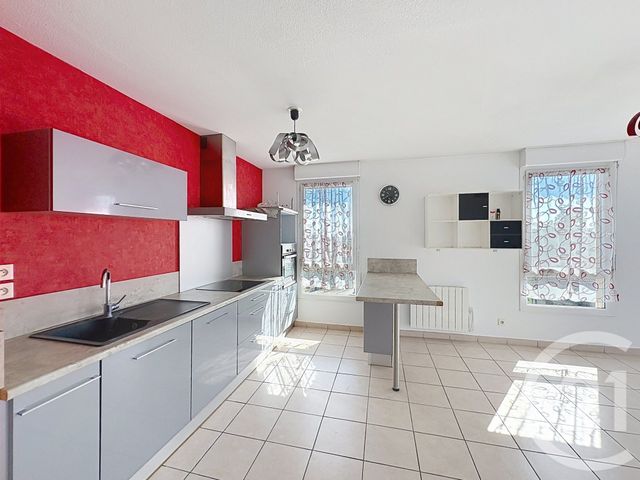 Appartement F2 à louer - 2 pièces - 43.32 m2 - RIOM - 63 - AUVERGNE - Century 21 Agence Girard