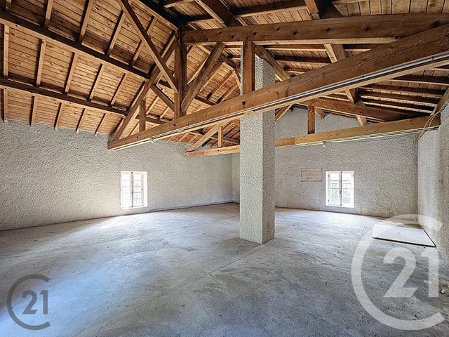 maison à vendre - 8 pièces - 408.6 m2 - MOZAC - 63 - AUVERGNE - Century 21 Agence Girard