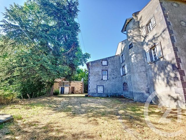 maison à vendre - 8 pièces - 408.6 m2 - MOZAC - 63 - AUVERGNE - Century 21 Agence Girard