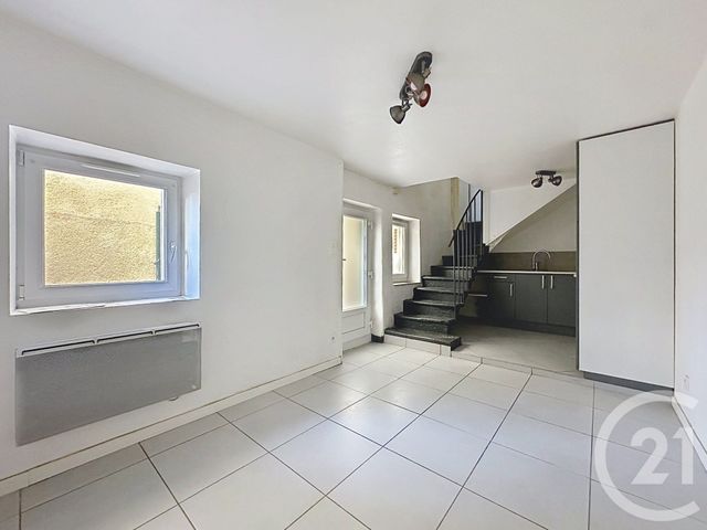 maison à vendre - 3 pièces - 46.25 m2 - RIOM - 63 - AUVERGNE - Century 21 Agence Girard