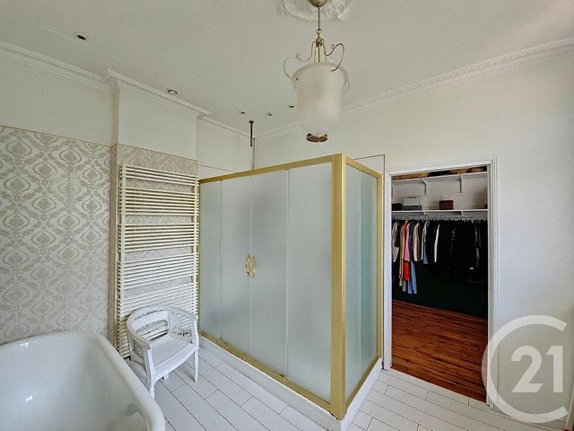 maison à vendre - 22 pièces - 609.54 m2 - CHATEL GUYON - 63 - AUVERGNE - Century 21 Agence Girard