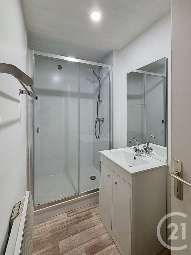 immeuble à vendre - 140.0 m2 - ST BONNET PRES RIOM - 63 - AUVERGNE - Century 21 Agence Girard
