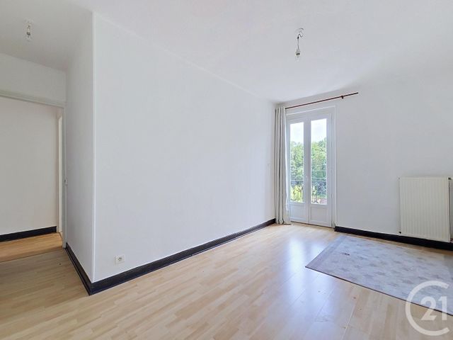 maison à vendre - 6 pièces - 150.7 m2 - CHATEL GUYON - 63 - AUVERGNE - Century 21 Agence Girard