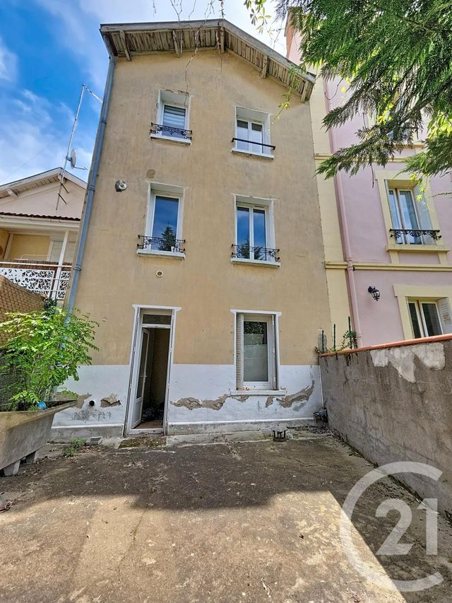 maison à vendre - 6 pièces - 150.7 m2 - CHATEL GUYON - 63 - AUVERGNE - Century 21 Agence Girard
