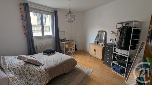 Appartement F2 à louer - 2 pièces - 59.97 m2 - CHAMALIERES - 63 - AUVERGNE - Century 21 Agence Girard