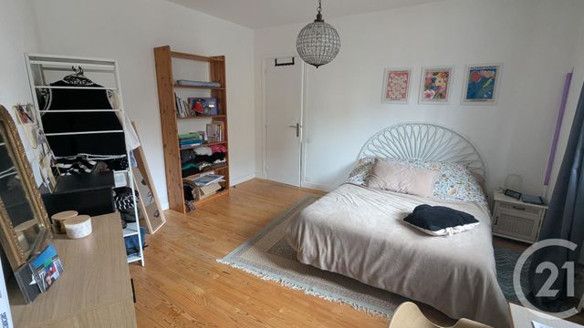 Appartement F2 à louer - 2 pièces - 59.97 m2 - CHAMALIERES - 63 - AUVERGNE - Century 21 Agence Girard