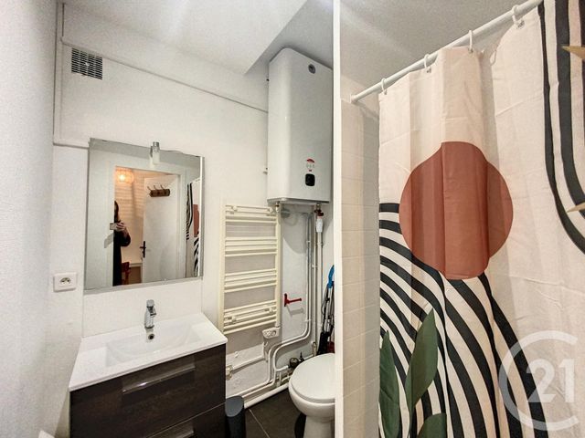 Appartement Studio à louer - 1 pièce - 19.37 m2 - RIOM - 63 - AUVERGNE - Century 21 Agence Girard