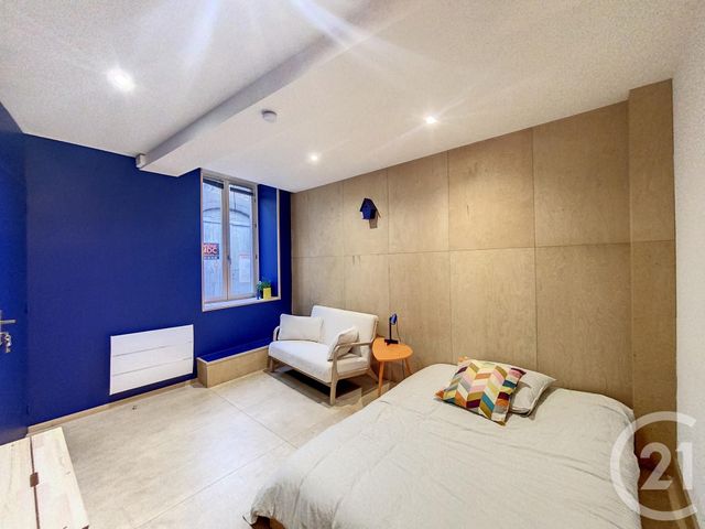Appartement Studio à louer - 1 pièce - 19.37 m2 - RIOM - 63 - AUVERGNE - Century 21 Agence Girard