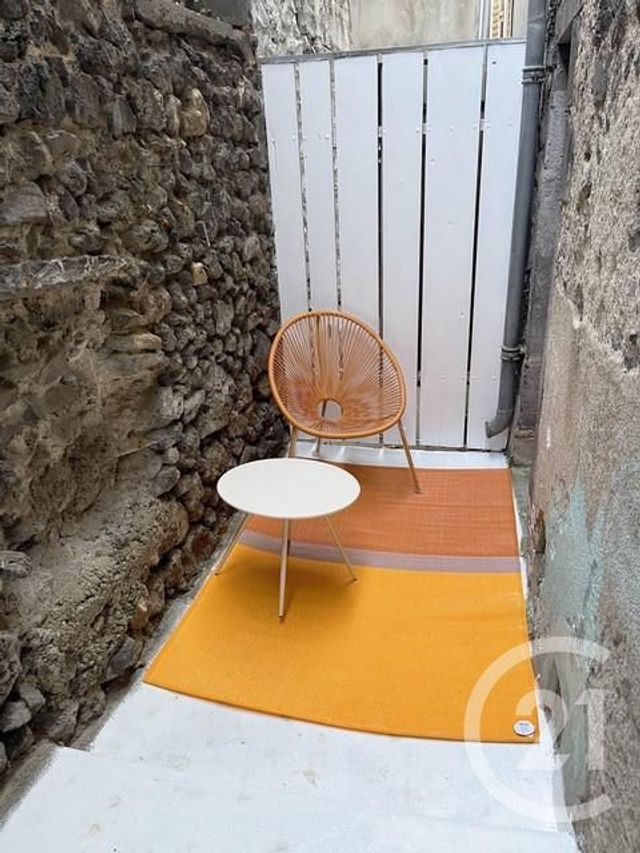 Appartement Studio à louer - 1 pièce - 19.37 m2 - RIOM - 63 - AUVERGNE - Century 21 Agence Girard