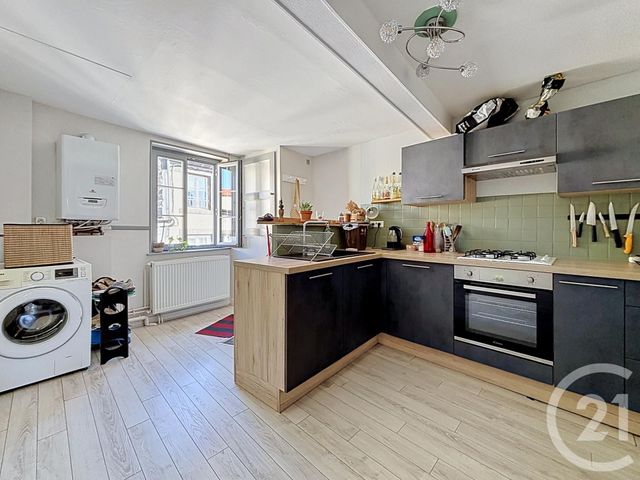 Appartement F3 à vendre - 4 pièces - 73.8 m2 - RIOM - 63 - AUVERGNE - Century 21 Agence Girard