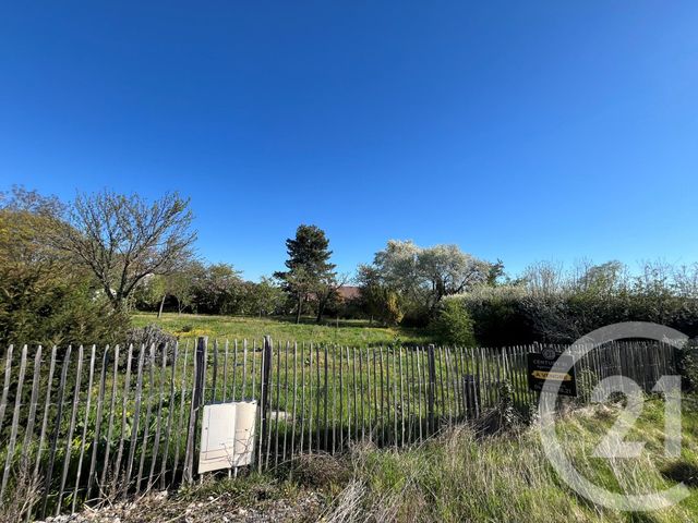 terrain à vendre - 642.0 m2 - RIOM - 63 - AUVERGNE - Century 21 Agence Girard