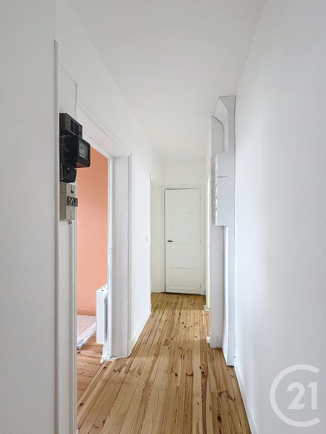 Appartement F2 à louer - 2 pièces - 34.37 m2 - CLERMONT FERRAND - 63 - AUVERGNE - Century 21 Agence Girard