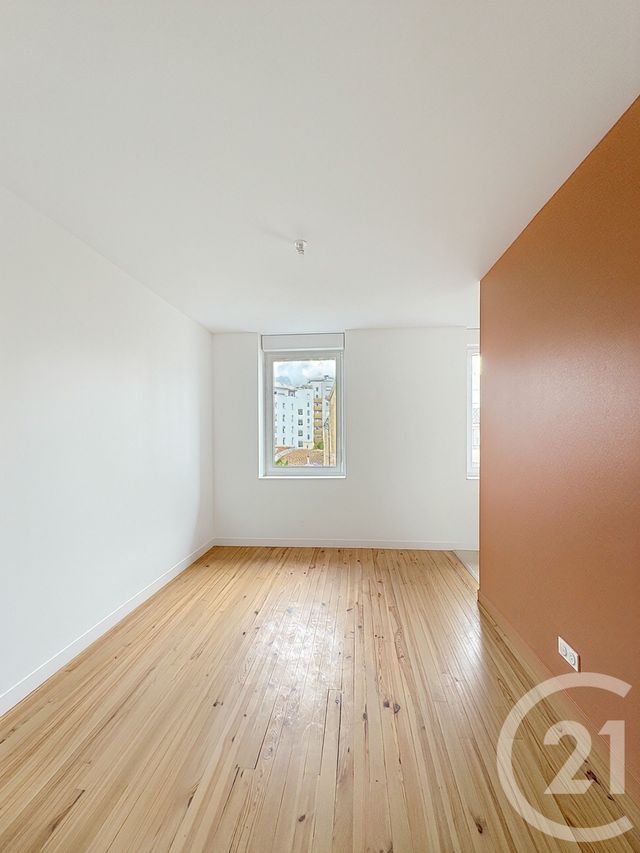 Appartement F2 à louer - 2 pièces - 34.37 m2 - CLERMONT FERRAND - 63 - AUVERGNE - Century 21 Agence Girard