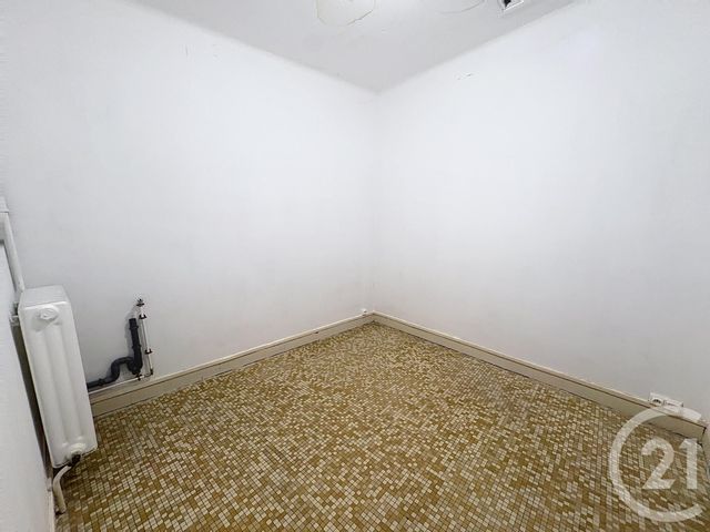 Appartement F3 à louer - 3 pièces - 89.26 m2 - GANNAT - 03 - AUVERGNE - Century 21 Agence Girard