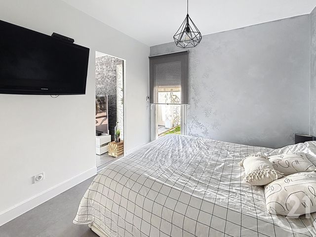 maison à vendre - 4 pièces - 251.75 m2 - CHATEAUGAY - 63 - AUVERGNE - Century 21 Agence Girard