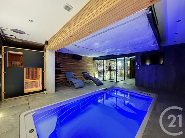 maison à vendre - 4 pièces - 251.75 m2 - CHATEAUGAY - 63 - AUVERGNE - Century 21 Agence Girard