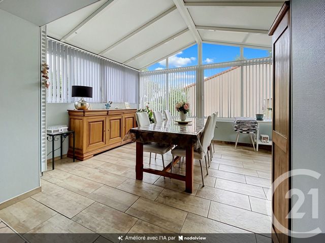 maison à vendre - 7 pièces - 172.0 m2 - ST BONNET PRES RIOM - 63 - AUVERGNE - Century 21 Agence Girard