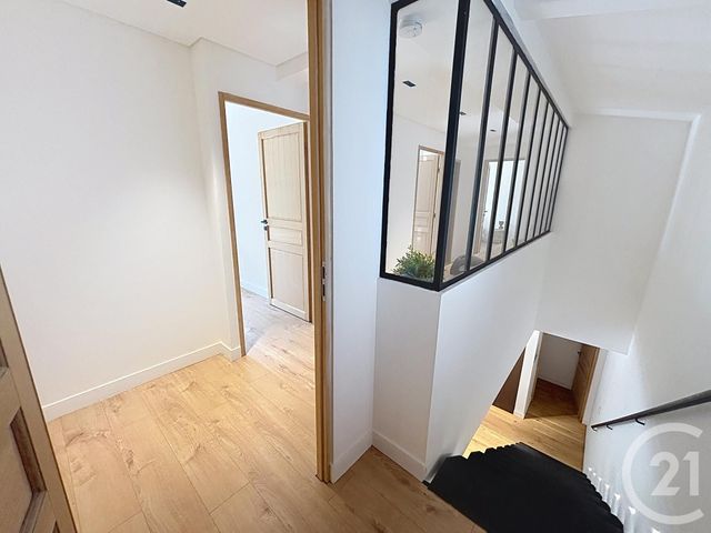 maison à vendre - 6 pièces - 183.0 m2 - ST IGNAT - 63 - AUVERGNE - Century 21 Agence Girard