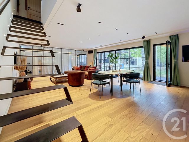 maison à vendre - 6 pièces - 183.0 m2 - ST IGNAT - 63 - AUVERGNE - Century 21 Agence Girard