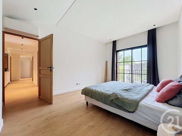 maison à vendre - 6 pièces - 183.0 m2 - ST IGNAT - 63 - AUVERGNE - Century 21 Agence Girard