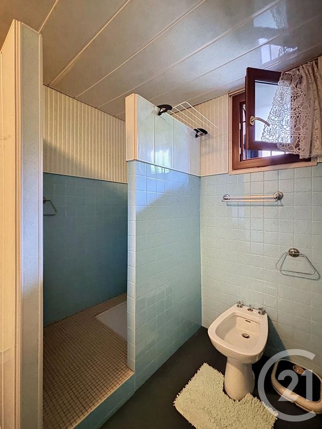 maison à vendre - 7 pièces - 186.01 m2 - CHATEAUGAY - 63 - AUVERGNE - Century 21 Agence Girard